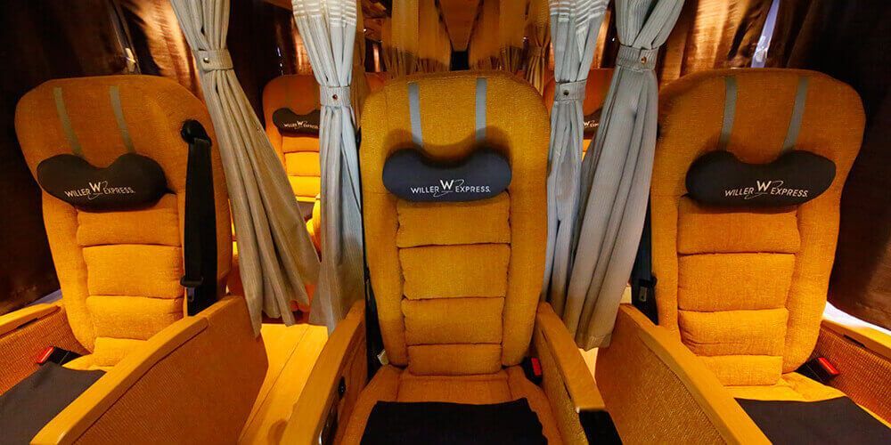 Transports In Japan - Willer Express Bus Luxia